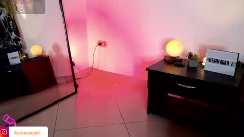 Kemma online show from April 17, 2026, 8:12 pm