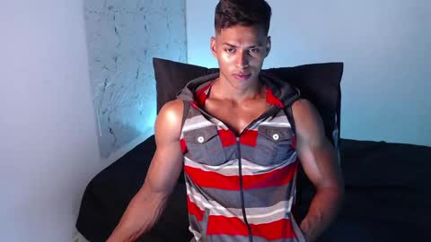 Snapshot of ken__owensx chatting on May 26, 2026, 5:20 pm ken__owensx online show from May 26, 2026, 5:20 pm