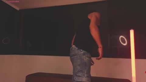   online show from September 24, 2025, 2:59 am