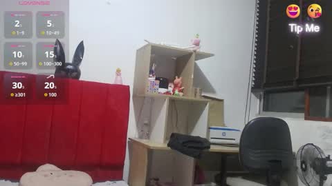 Mariana online show from November 26, 2025, 3:51 am