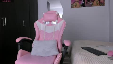 Aleja3 online show from April 18, 2026, 7:58 pm