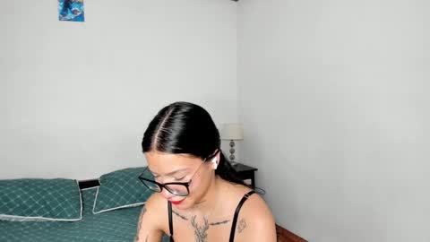 Kendal online show from November 24, 2025, 3:34 pm