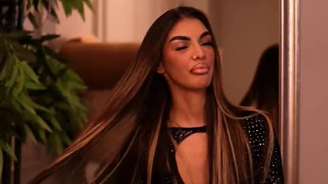 Snapshot of kendall_jolly chatting on September 21, 2025, 5:36 pm Kendal online show from September 21, 2025, 5:36 pm