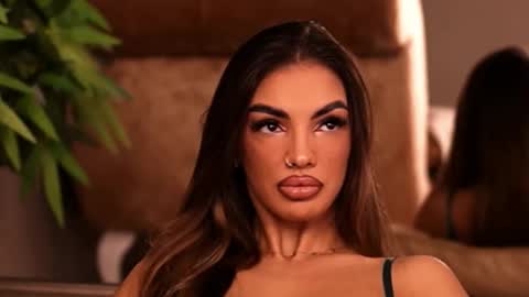 Snapshot of kendall_jolly chatting on October 4, 2025, 7:01 pm Kendal online show from October 4, 2025, 7:01 pm