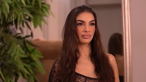 Snapshot of kendall_jolly chatting on October 26, 2025, 5:35 am Kendal online show from October 26, 2025, 5:35 am