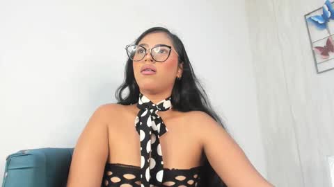 kendall queen   online show from March 4, 2026, 8:26 pm