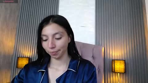 Snapshot of kendall_saenz chatting on March 3, 2025, 7:28 pm kendall_saenz online show from March 3, 2025, 7:28 pm