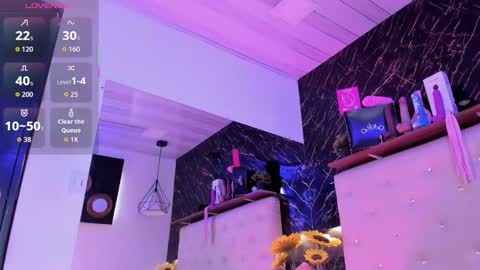 Kendall online show from February 18, 2026, 2:02 pm