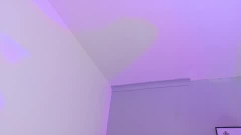   online show from October 6, 2025, 10:02 am