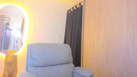 kendel_dimitri online show from January 24, 2025, 8:13 am