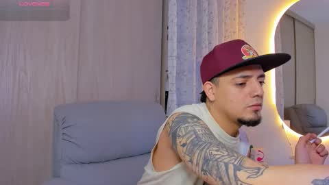 kendel_dimitri online show from November 20, 2025, 4:12 am