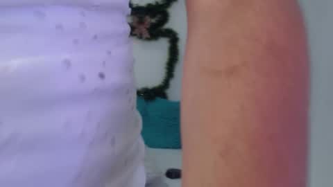 Kendra online show from December 25, 2024, 1:09 pm