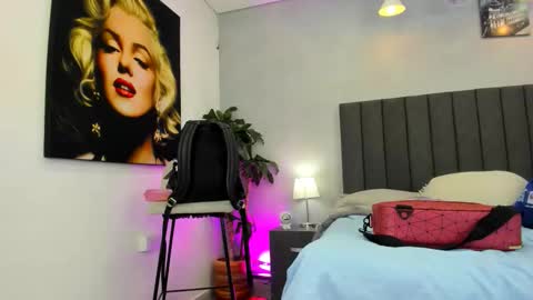 Kendra London online show from March 4, 2026, 11:38 am