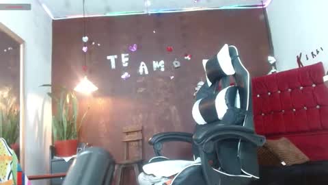 kendra_lust_69 online show from September 23, 2025, 4:37 am