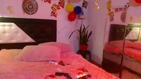 Snapshot of kendra_lust_69 chatting on June 16, 2026, 4:37 am kendra_lust_69 online show from June 16, 2026, 4:37 am