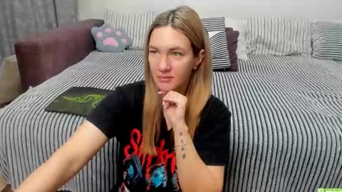 Kendra online show from December 3, 2025, 11:47 pm