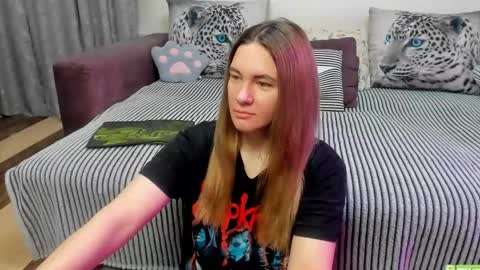 Snapshot of kendra_xx_ chatting on April 2, 2026, 11:13 pm Kendra online show from April 2, 2026, 11:13 pm