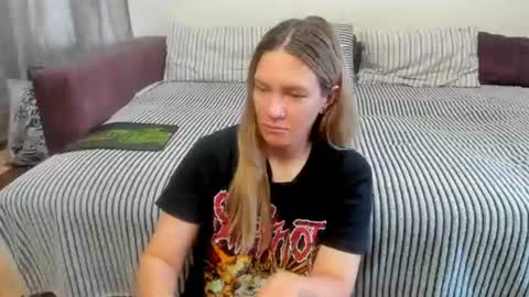 Snapshot of kendra_xx_ chatting on July 19, 2026, 11:41 pm Kendra online show from July 19, 2026, 11:41 pm