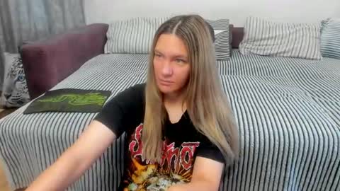 Snapshot of kendra_xx_ chatting on July 22, 2026, 12:24 am Kendra online show from July 22, 2026, 12:24 am