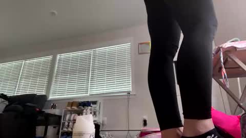 kendrakaps52 online show from October 6, 2025, 5:10 pm