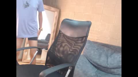 kenn_boy_ online show from January 27, 2025, 6:09 pm