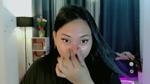 Snapshot of kennaxx69 chatting on May 16, 2026, 12:40 am kennaxx69 online show from May 16, 2026, 12:40 am