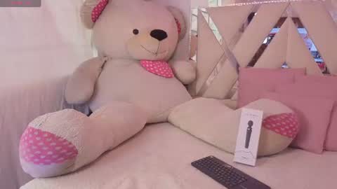 Snapshot of kenndal_tay chatting on July 14, 2026, 7:30 pm kenndal_tay online show from July 14, 2026, 7:30 pm
