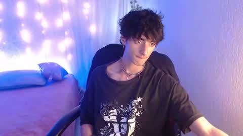 Snapshot of kenny__hot chatting on January 22, 2025, 5:49 pm kenny online show from January 22, 2025, 5:49 pm