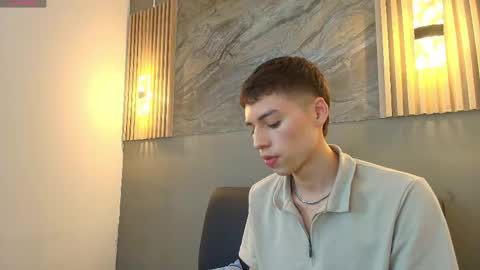 Snapshot of kenny_hank chatting on May 11, 2026, 3:56 am kenny_hank online show from May 11, 2026, 3:56 am