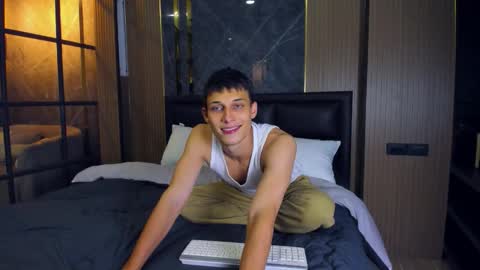 Peter     online show from March 20, 2026, 4:34 pm