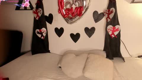 KENTHA  online show from February 13, 2026, 10:33 am