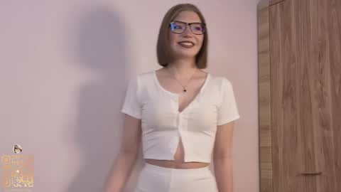 Lisa online show from March 29, 2026, 7:03 pm