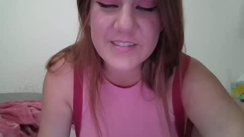 Snapshot of kenzbenz chatting on September 23, 2025, 6:00 pm KenzBenz online show from September 23, 2025, 6:00 pm