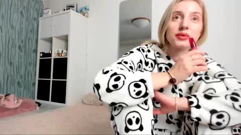 Kenzie online show from January 26, 2025, 5:02 am