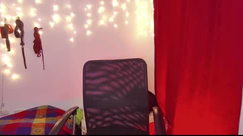 Kenzie online show from December 10, 2024, 10:38 am