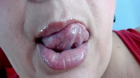 K E R L Y online show from January 14, 2025, 6:17 pm