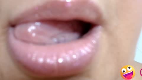 K E R L Y online show from January 28, 2025, 8:58 pm