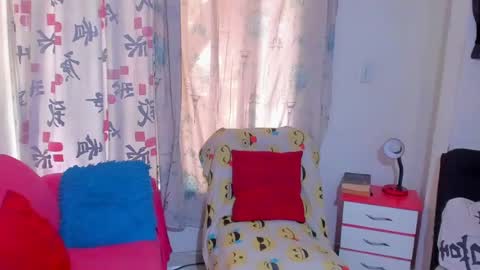 Snapshot of kerlysmith24 chatting on June 19, 2026, 3:27 pm Kerlysmith24 online show from June 19, 2026, 3:27 pm