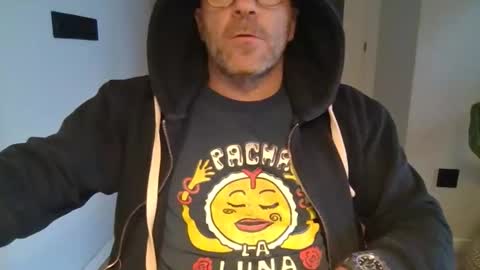 Anton online show from December 22, 2025, 8:22 am