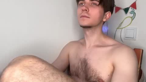 Snapshot of kero180 chatting on February 5, 2026, 7:29 pm Kero online show from February 5, 2026, 7:29 pm