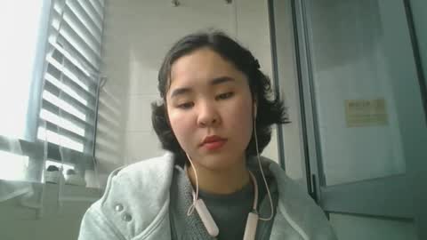 Jenny  online show from January 17, 2026, 12:04 am