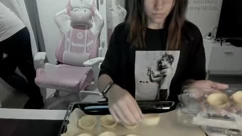 Snapshot of kesh_mne chatting on September 9, 2025, 5:01 pm kesh_mne online show from September 9, 2025, 5:01 pm