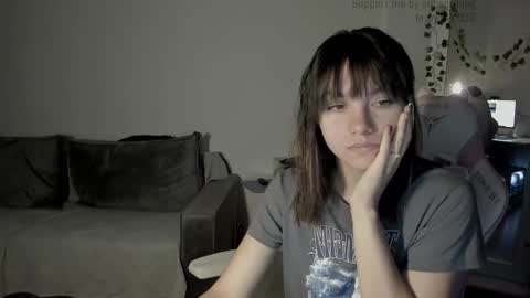 Snapshot of kesh_mne chatting on September 21, 2025, 5:20 am kesh_mne online show from September 21, 2025, 5:20 am