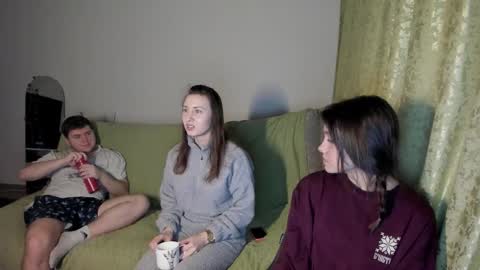 kesh_mne online show from February 14, 2026, 4:04 pm