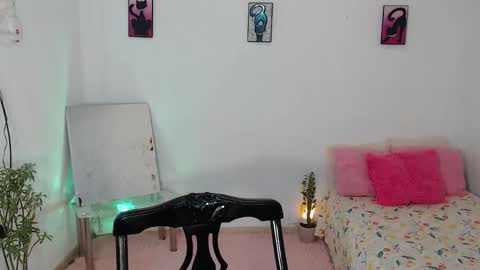Snapshot of kesha_brooks chatting on October 8, 2025, 3:42 pm Mia  online show from October 8, 2025, 3:42 pm