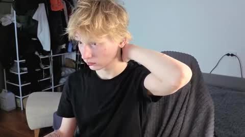 Kessy online show from October 22, 2025, 11:15 pm