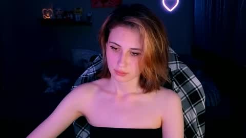 Snapshot of keti_moon chatting on May 21, 2026, 7:43 pm Keti 3 online show from May 21, 2026, 7:43 pm