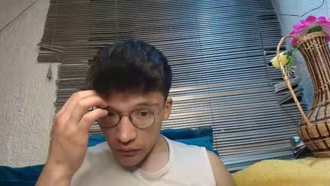 Snapshot of keven_you chatting on November 5, 2025, 3:06 am keven you online show from November 5, 2025, 3:06 am