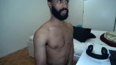 kevi4 online show from September 13, 2025, 1:49 am