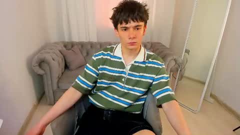 Snapshot of kevin_kess chatting on July 30, 2026, 10:36 am Ask me online show from July 30, 2026, 10:36 am